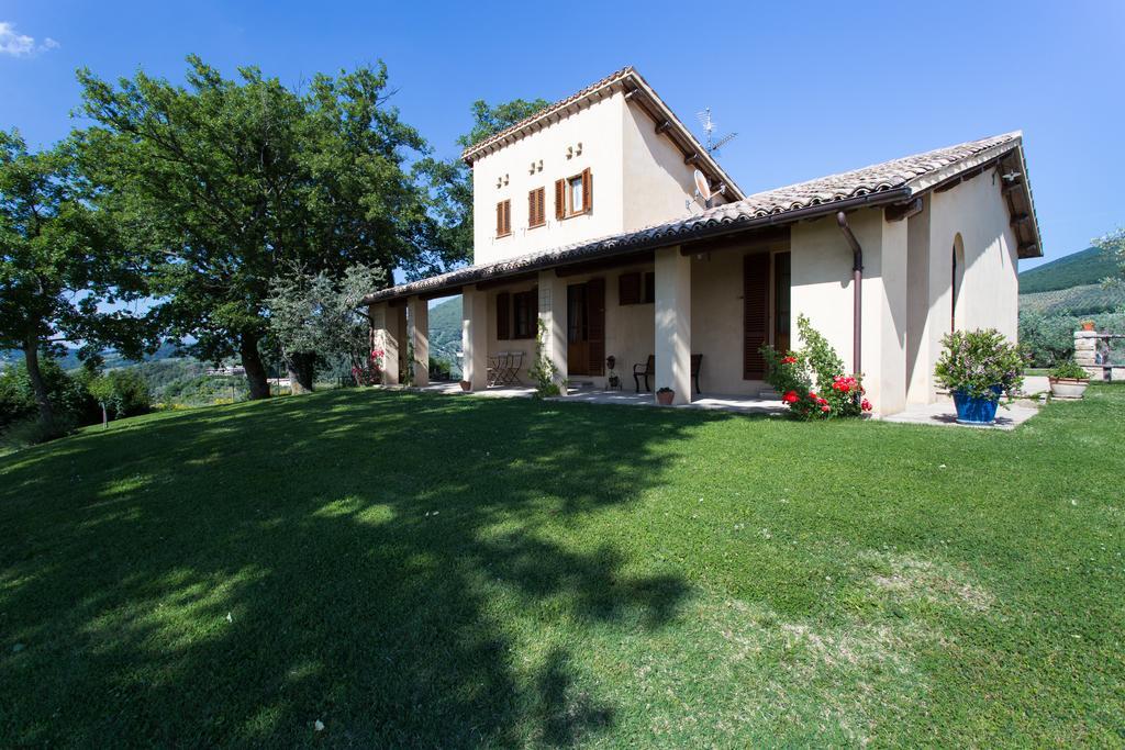 Agriturismo Le Vigne Фолиньо Стая снимка