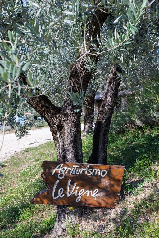 Agriturismo Le Vigne Фолиньо Екстериор снимка