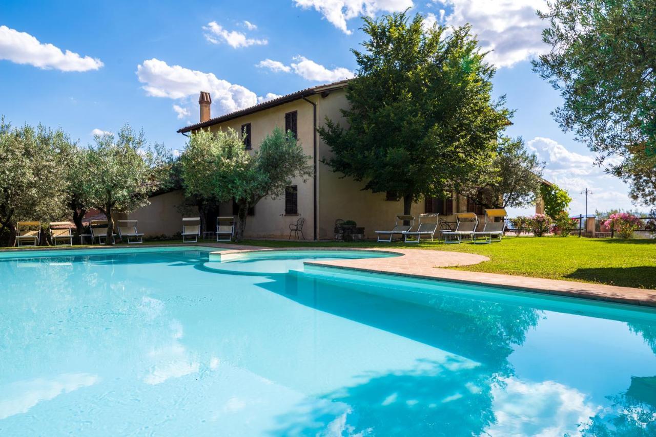 Agriturismo Le Vigne Фолиньо Екстериор снимка