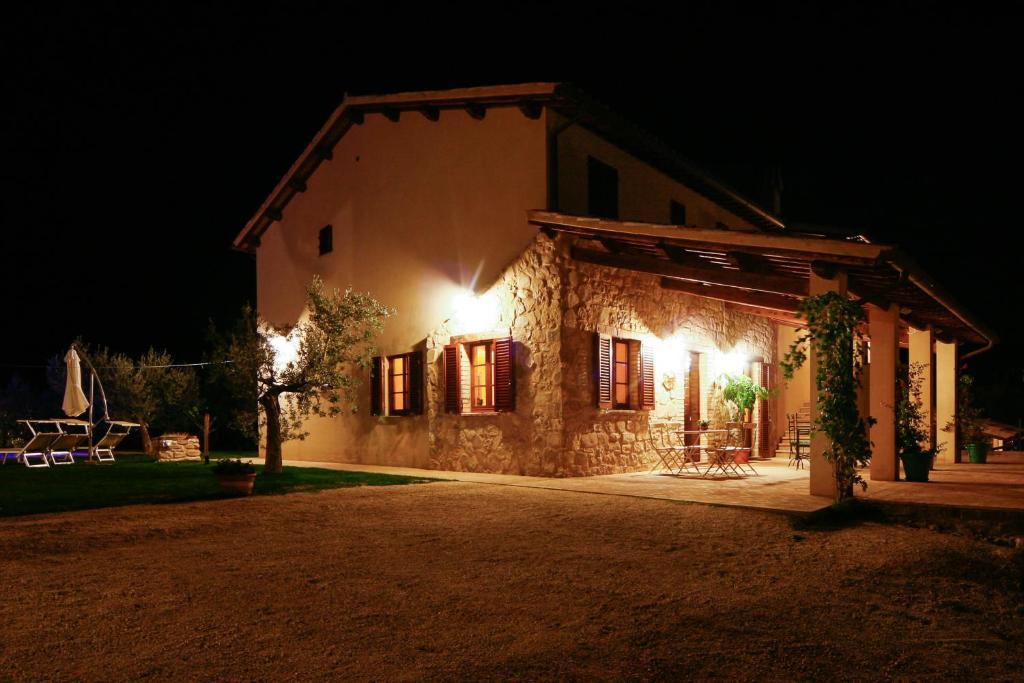 Agriturismo Le Vigne Фолиньо Екстериор снимка